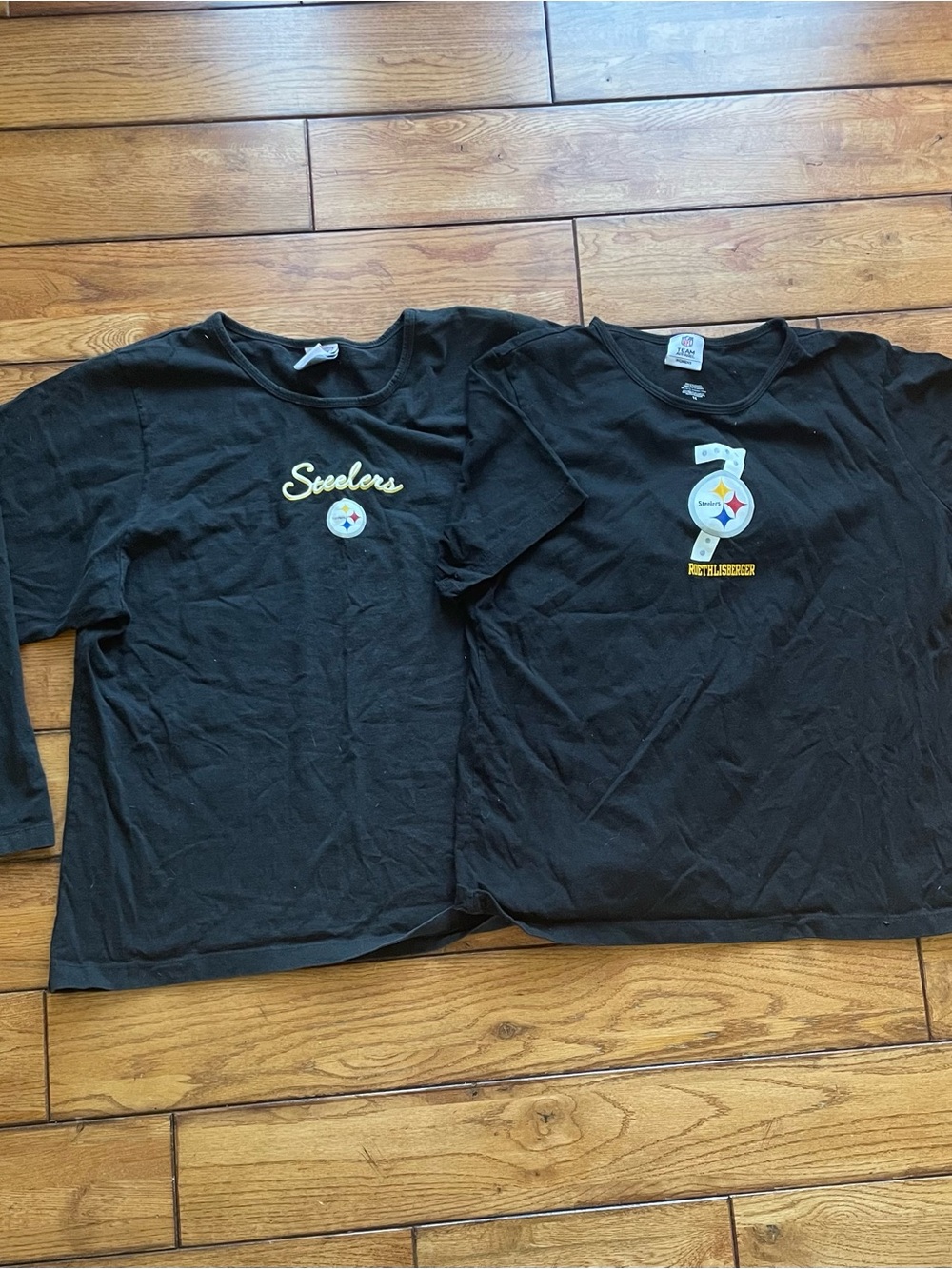 NFL women’s Black Steelers Long Sleeve Tee Pair with Yellow Logo Accents